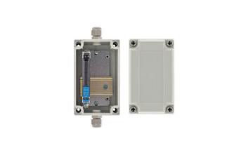 Två små rektangulära moduler.