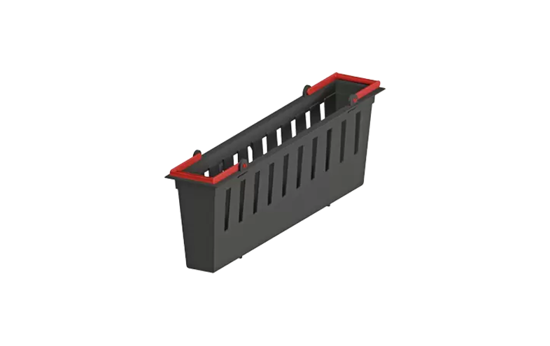 Svart slamkorg med röda handtag.