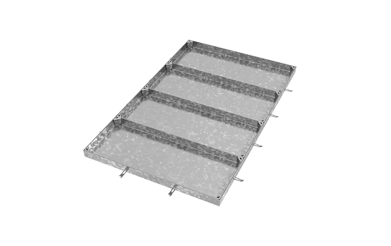 Djup stålfärgade rekangulär golvram med flera sektioner.